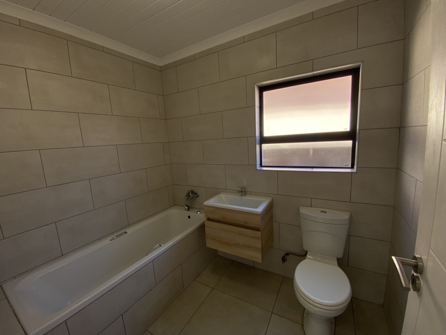 3 Bedroom Property for Sale in Bluewater Bay Western Cape